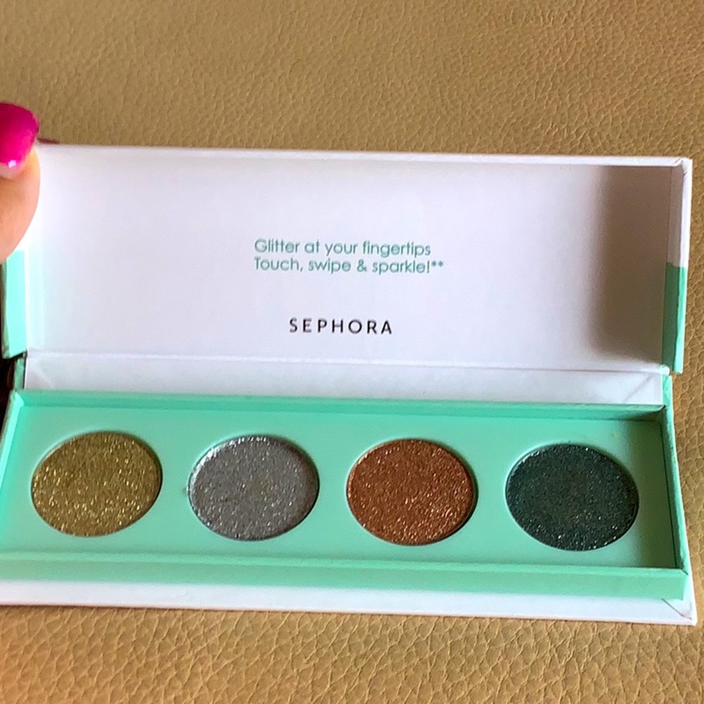 Sephora SClean Glitter eyeshadow.